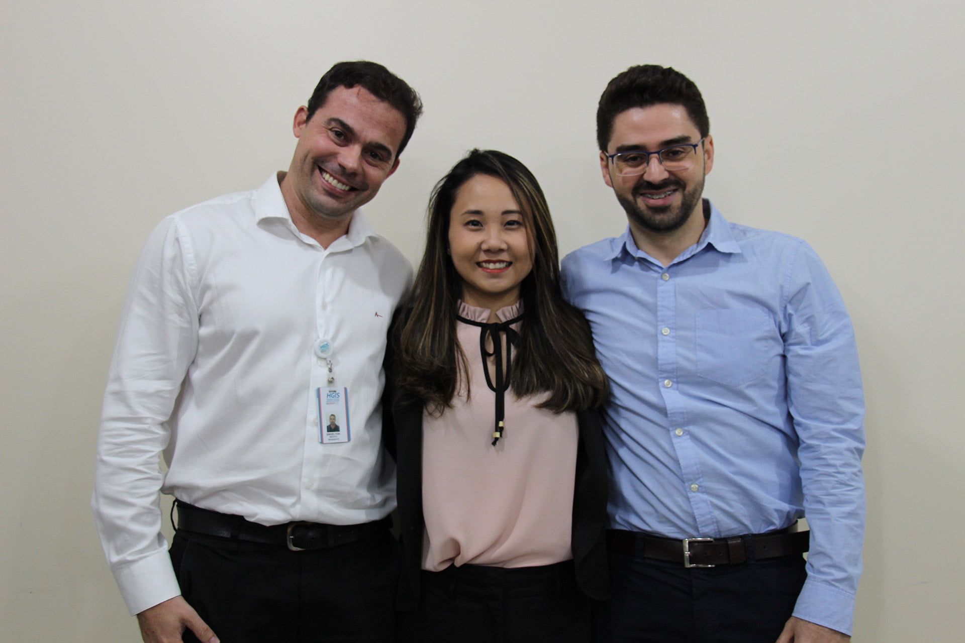 Dr. Erivelton de Almeida Sandres, Dra. Mariana Mihahira Sakugawa e Dr. Ricardo Batista de Queiroz